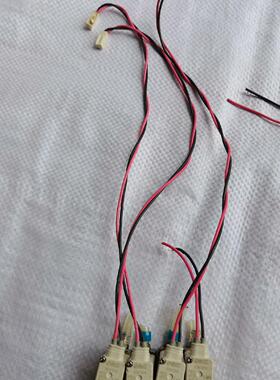 拆机的电磁阀 型号VDW12HA 有4个。VDW2