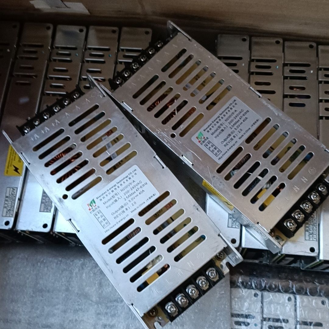 巨能伟业开关电源5V200W 5V40A 型号N200V5-
