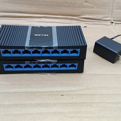 TP-LINK TL-SF1008 8口百兆交换机