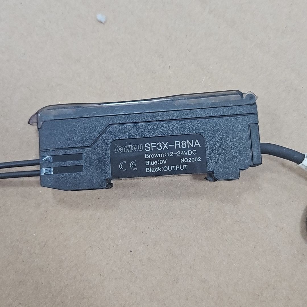 森觉数显光纤放大器 SF3X-R8NA