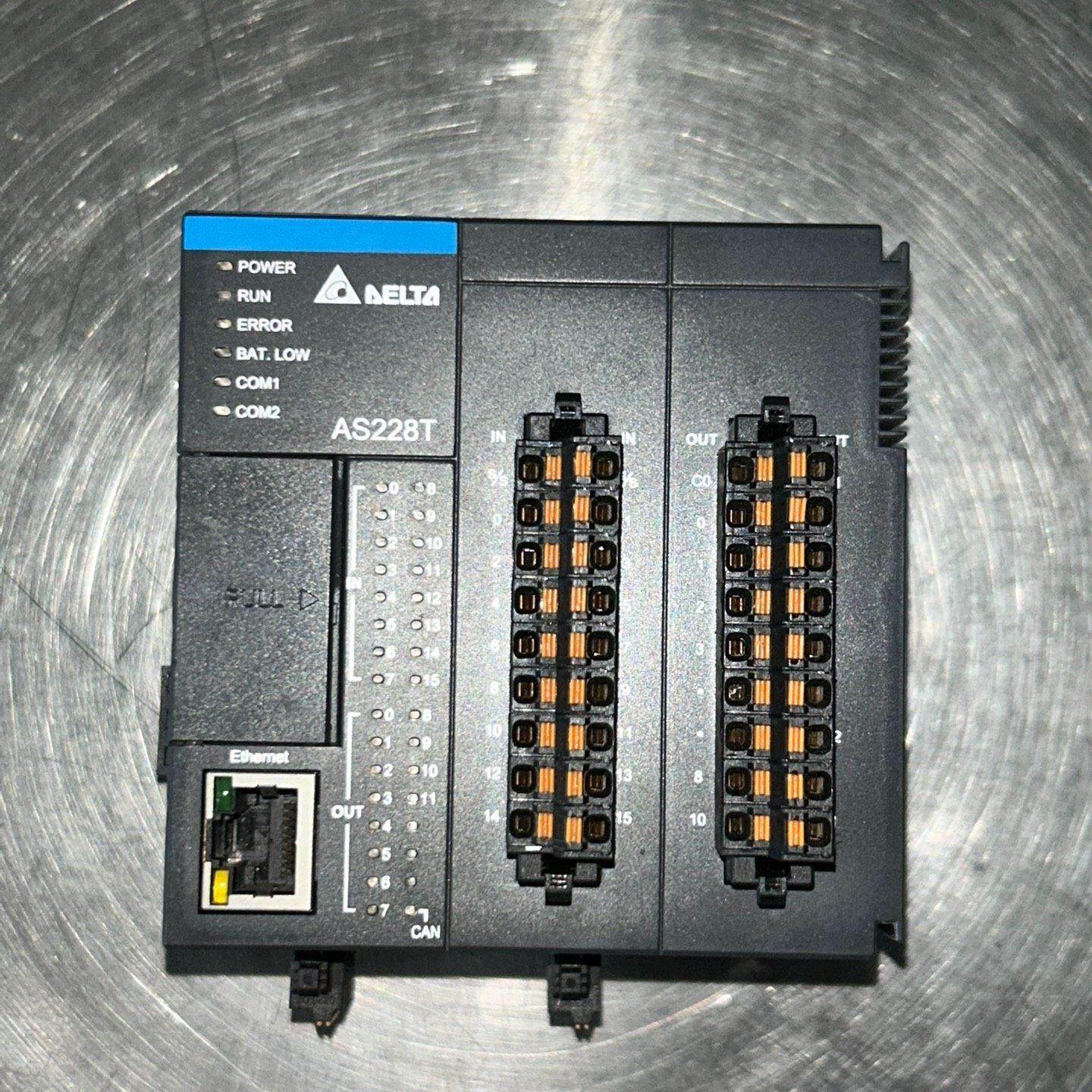 台达PLC 型号AS228T-A 几乎 无拆无修。24V