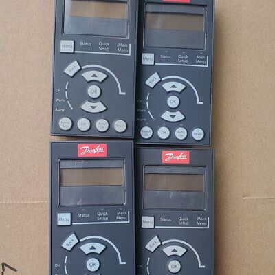 丹佛斯变频器数字英文面板 LCP101 130B1124 实