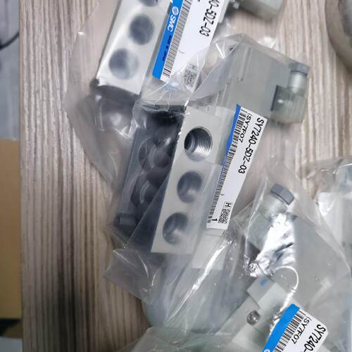 电磁阀 SY7240-5DZ-03 实物图