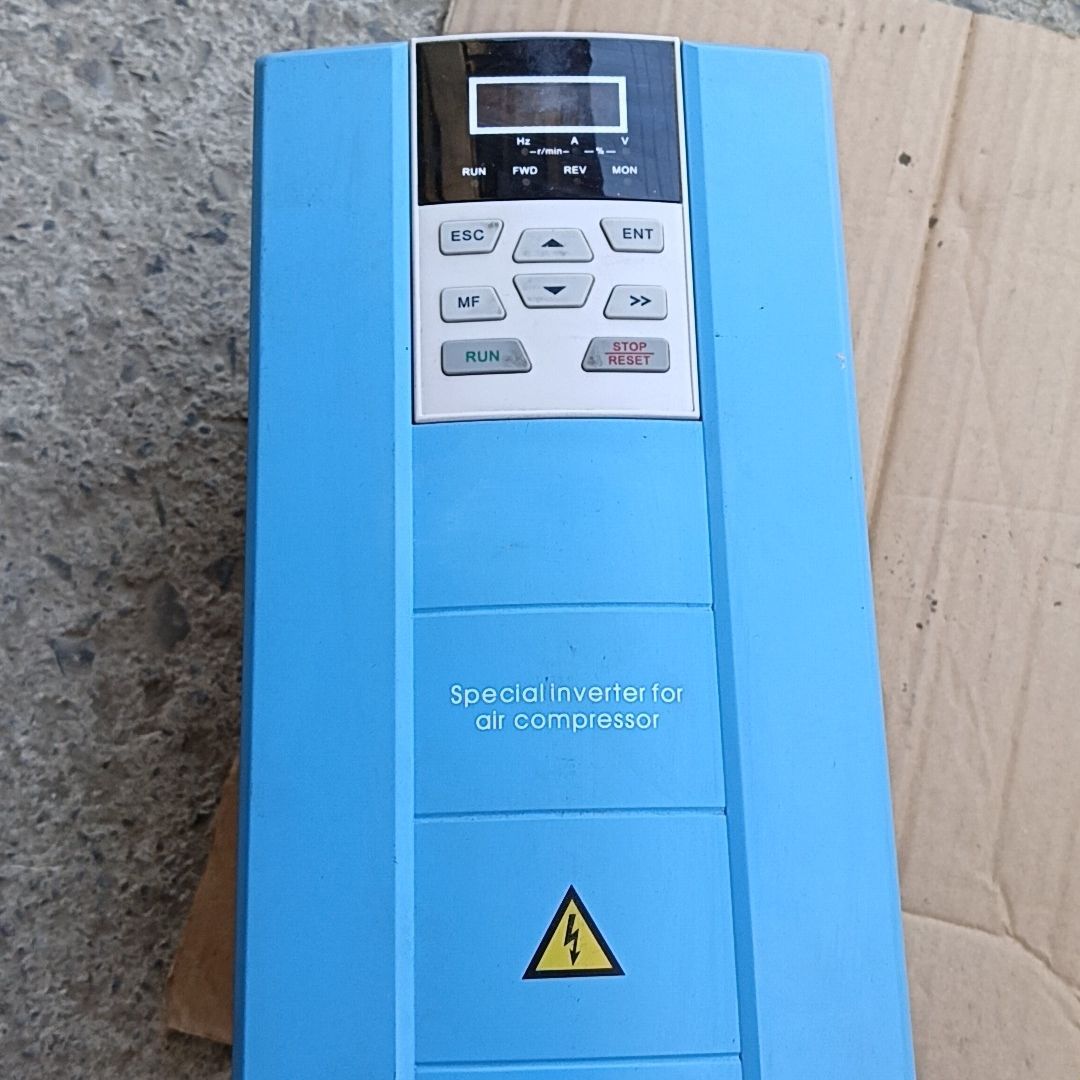 MOBO变频器G3500-7.5T 380v7.5kw拆