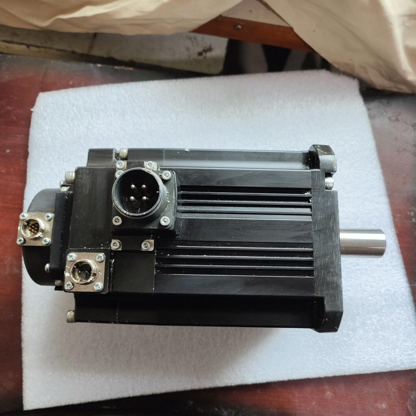 拆机伺服电机 型号HG-224BS-D48/2.2K