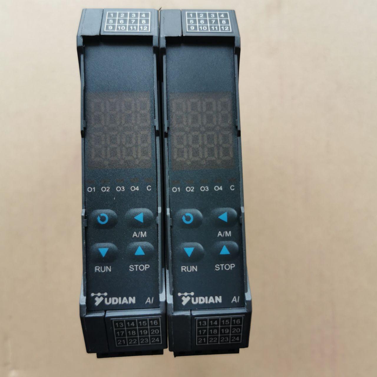 AI-516E7导轨安装显示温控器. 有两个 90元一个