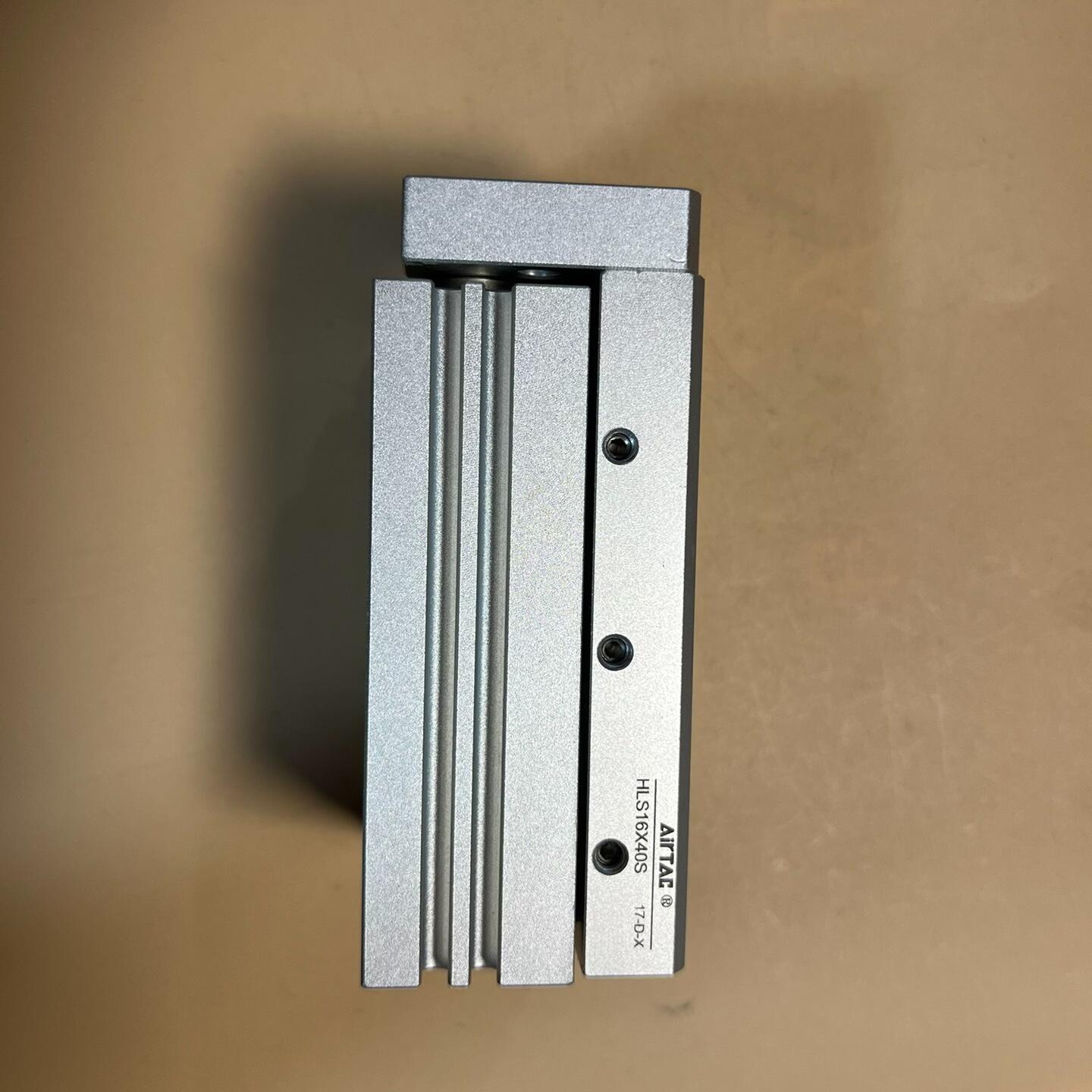 （）滑台气缸 型号HLS16X40S 成色