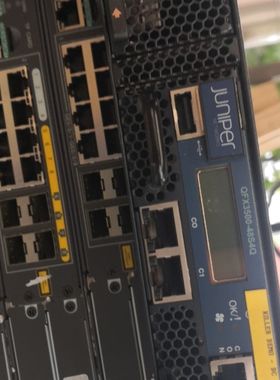 现货2台9新juniper40万兆交QFX3500-48s4
