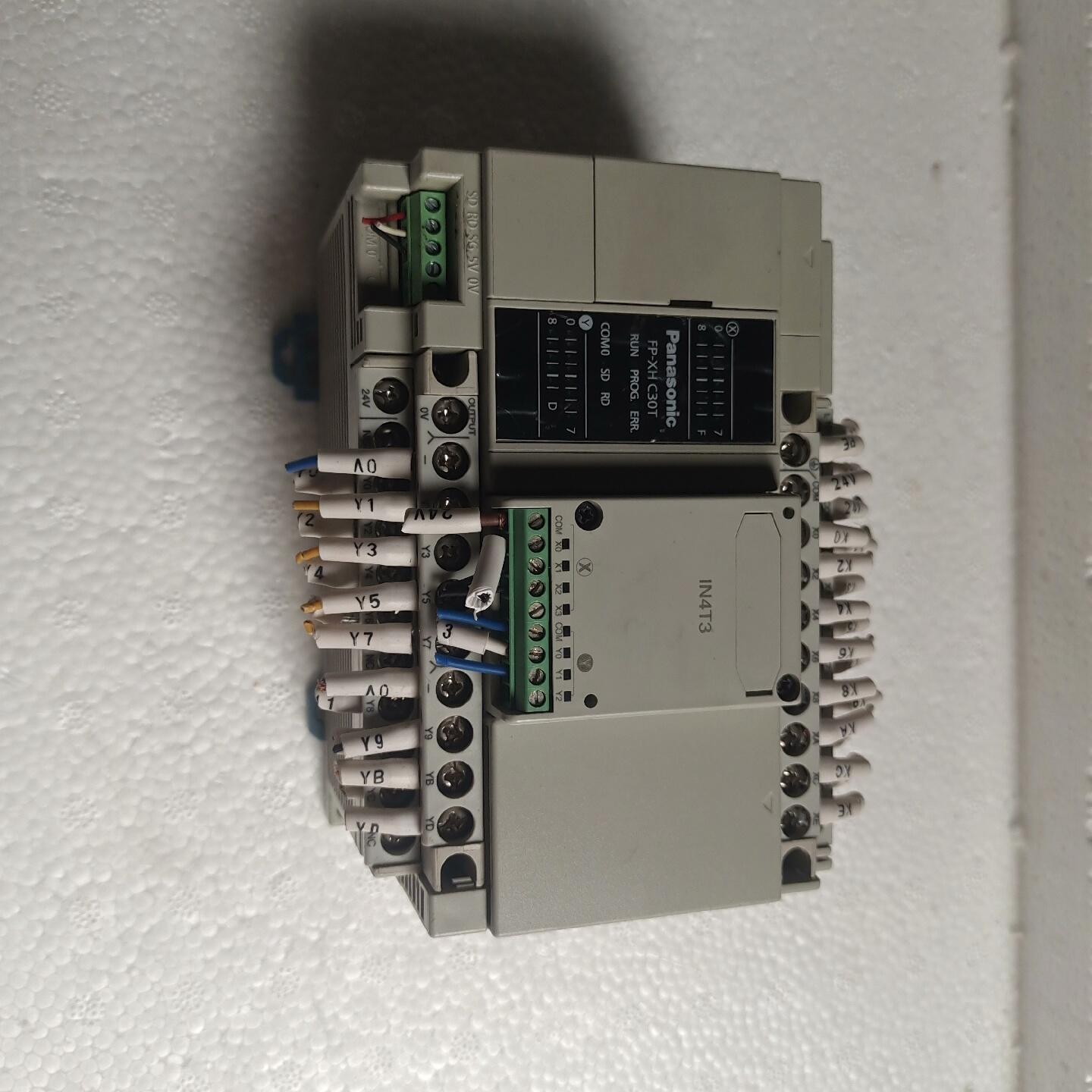 拆机PLC FP-XH C30T带模块AFPX-IN4T