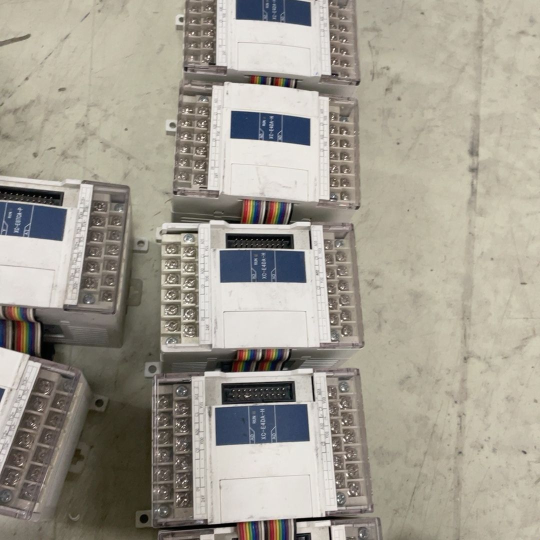 PLC扩展模块XC-E4DA-H 拆机品 成色如图