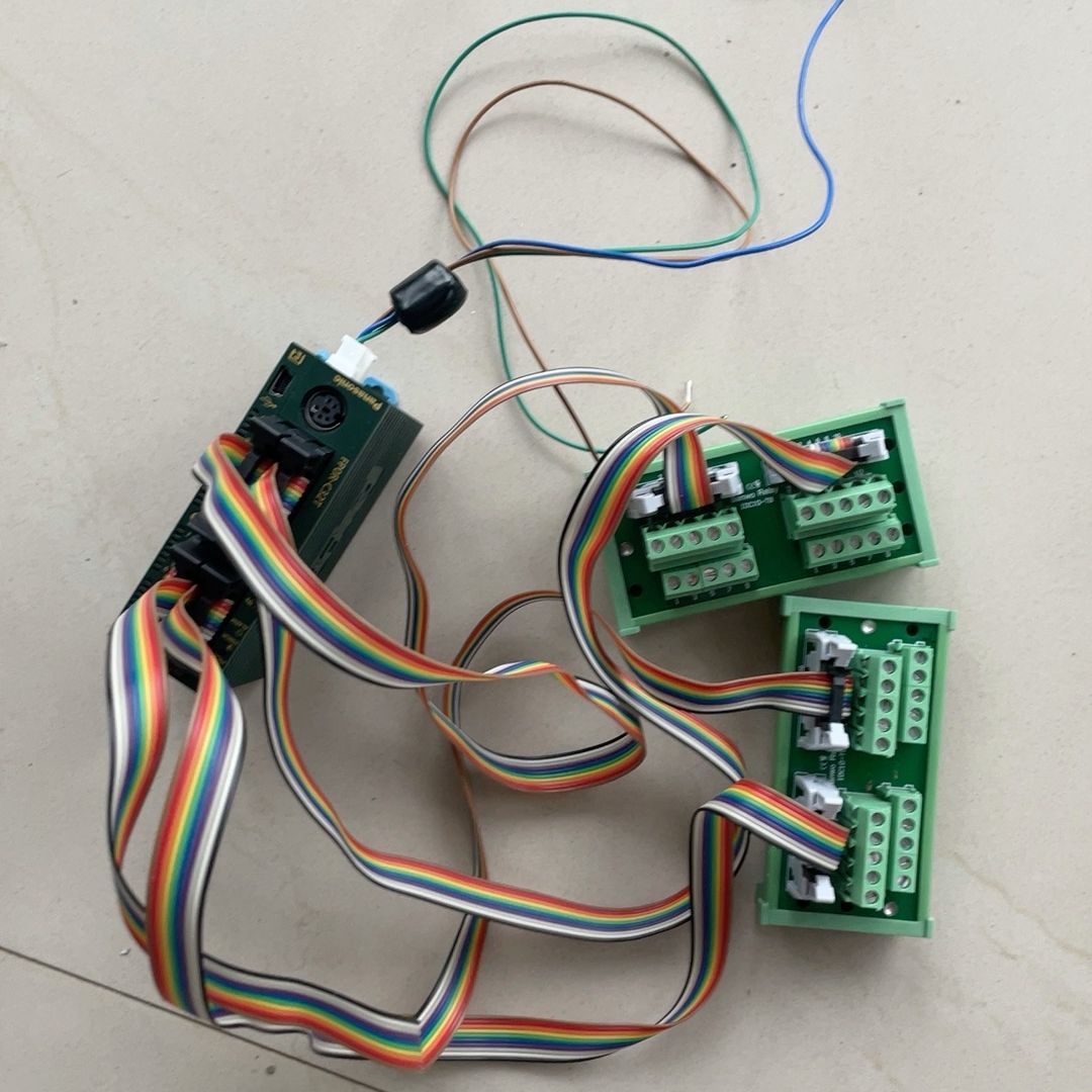 PLC AFP0RC32T FP0R-C32T