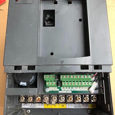 普传变频器PI9130A 5R5G3 功率5.5KW 实拍图