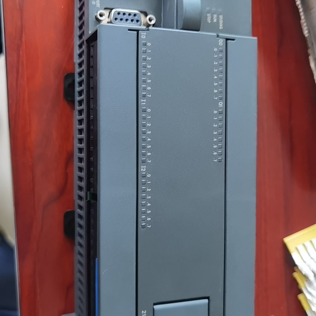 6ES7216-2AD23-0XB8 拆封未使