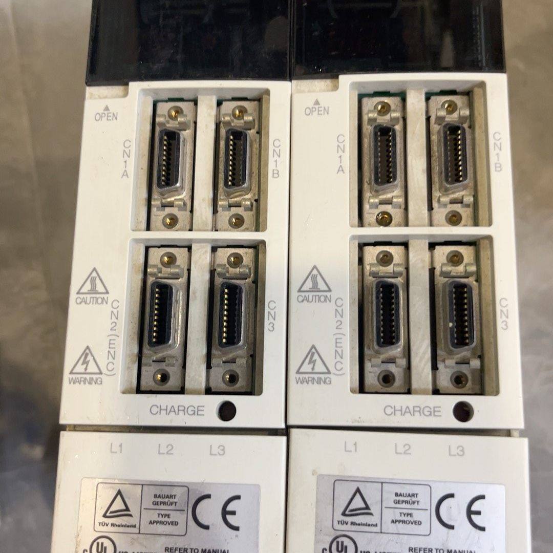 Mitsubishi MR-J2S-20B AC伺服驱动器出