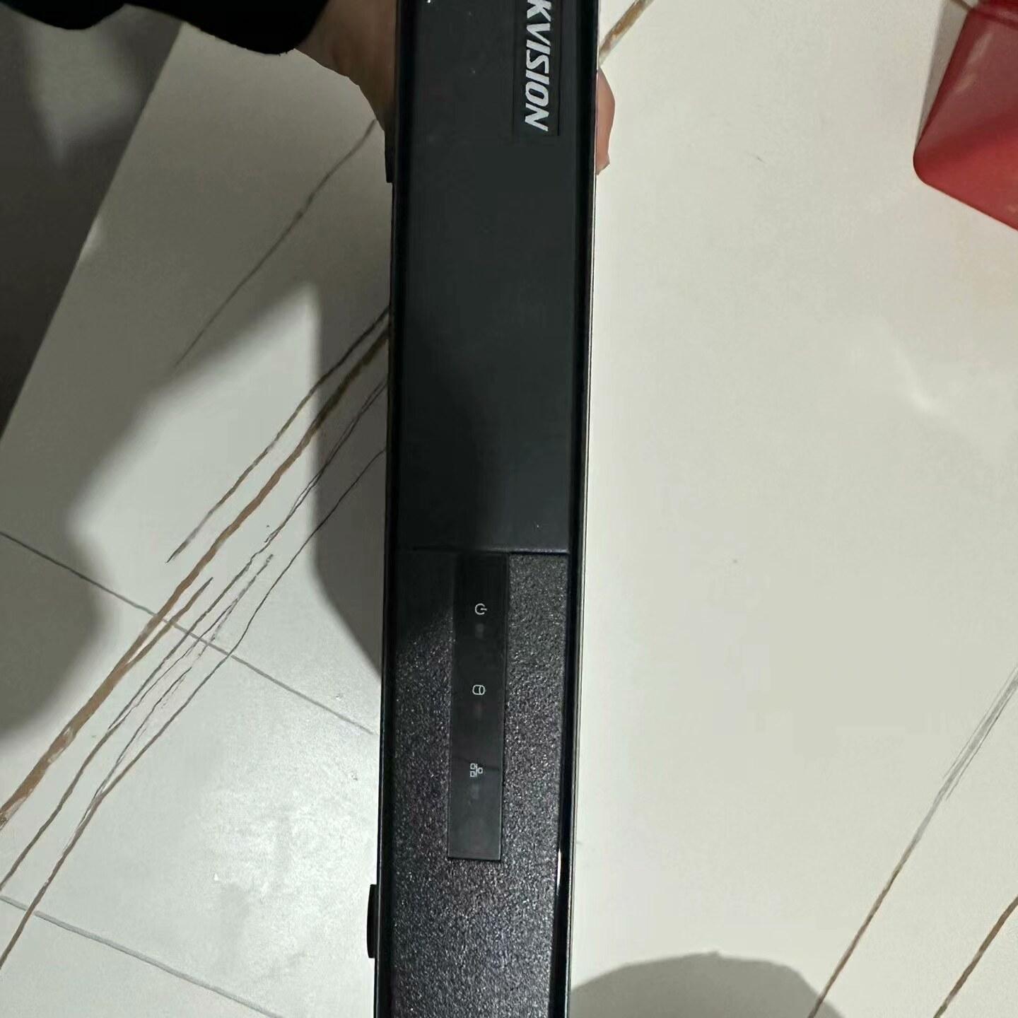 海康8路 DS-7808N-F1（B）单机 不含硬盘 成色很