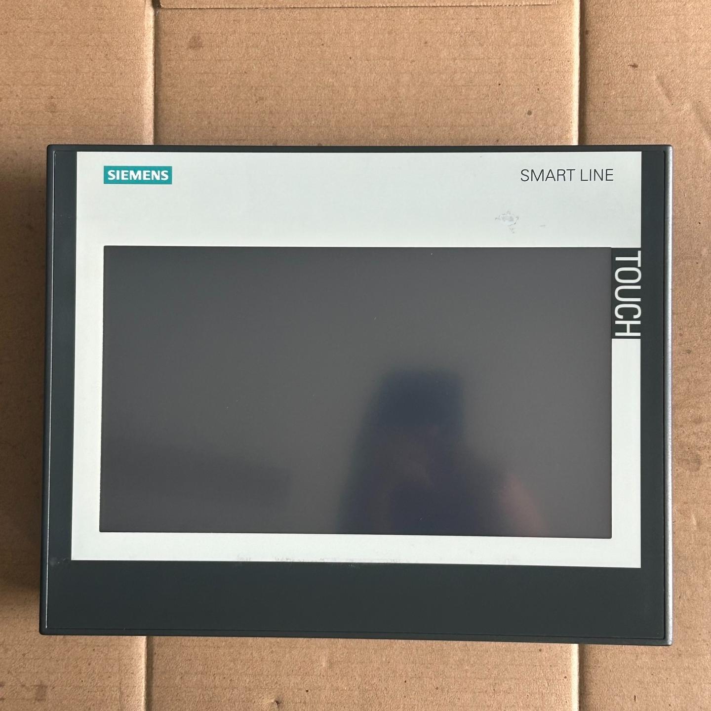 触摸屏 6AV6648-0CE11-3AX0 实物拍摄