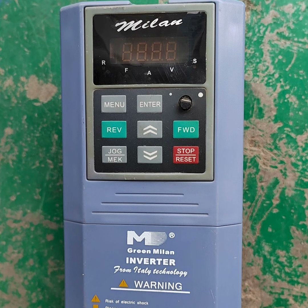 米兰变频器M5000-VT1.5G/B 380V 1.5KW