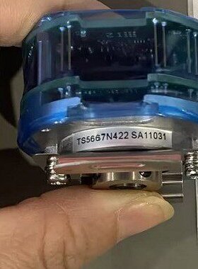多摩川编码器TS5667N422   实物拍摄