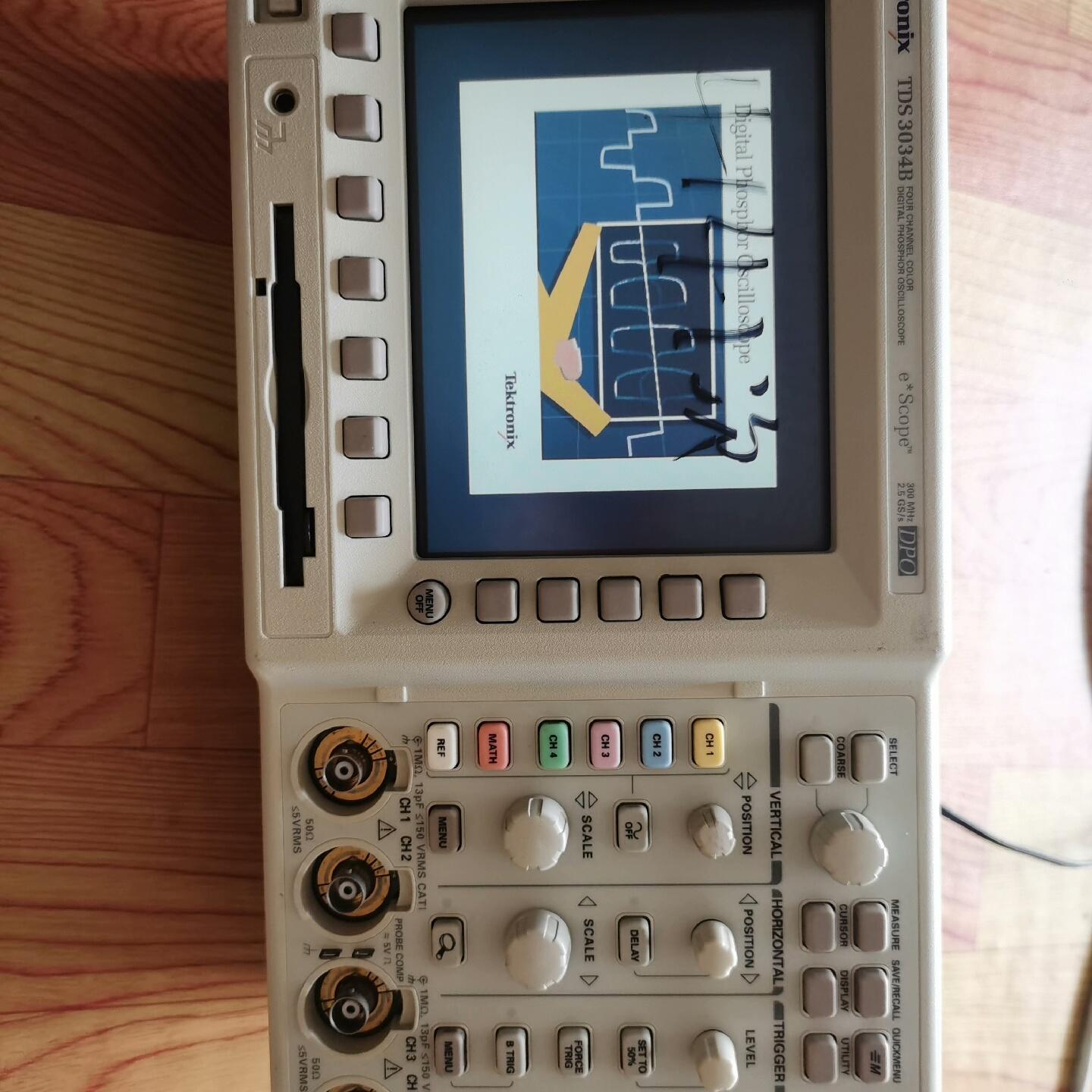 泰克TDS3034B 四通道示波器