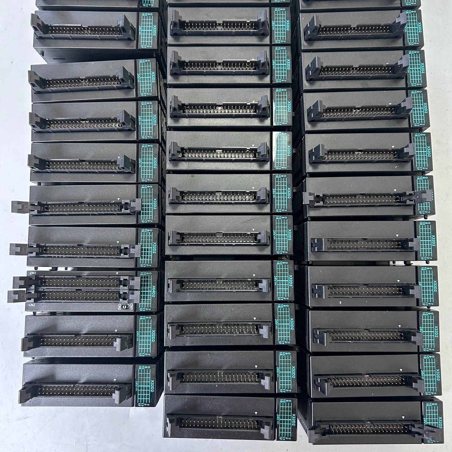 FP7输入模块 AFP7X32D2 24V工作电压