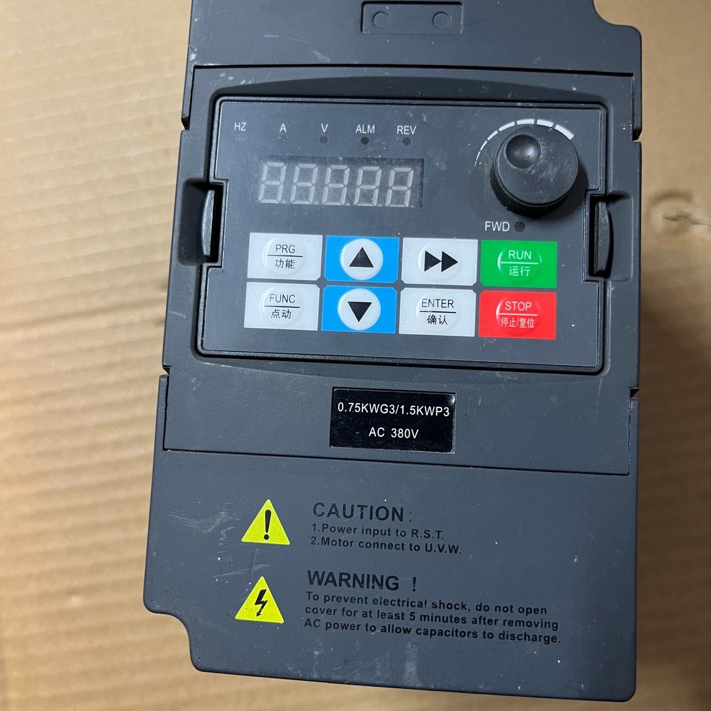 380V拆机变频器 RC710-T3-0.75G/0.15P