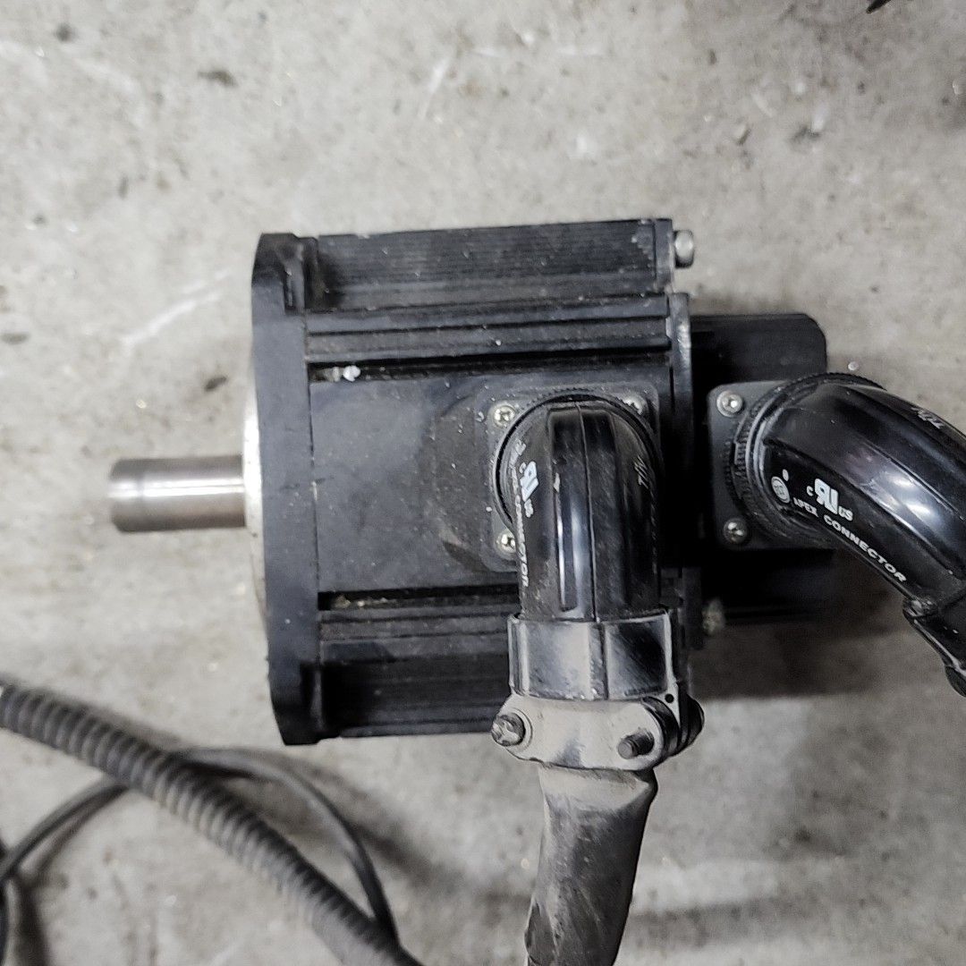 电机 GYG102CC2-T2G  4.77N.m拆