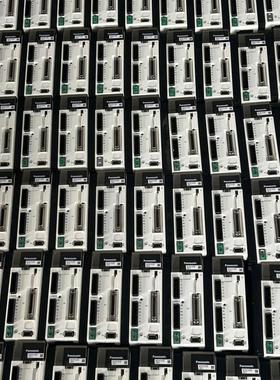 成色漂亮伺服驱动器MCDKT3520E 实物拍摄 功能包