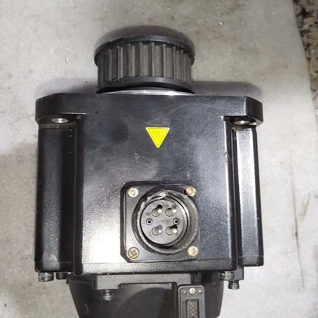 新款雷赛智能伺服电机1000W的、220V 标签型号看不清了