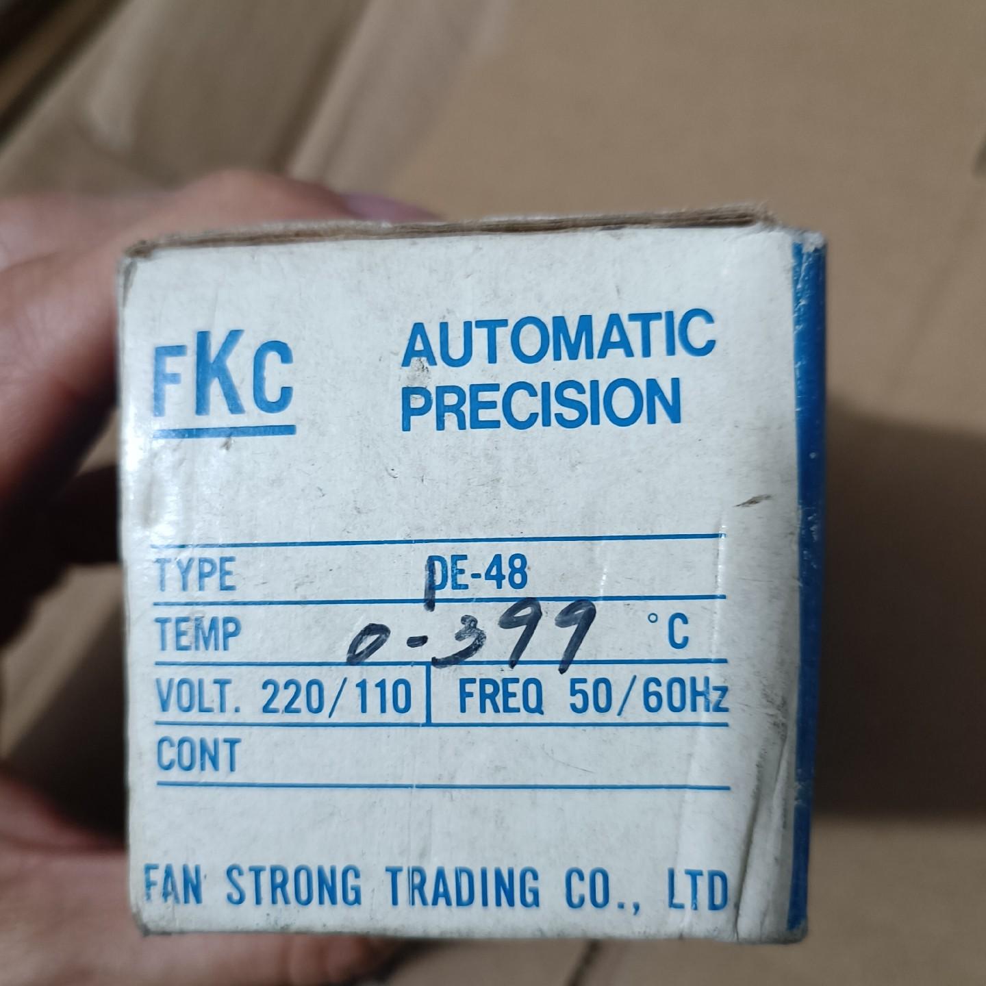 FKC温控仪PE-48 库存余料 10。G12-