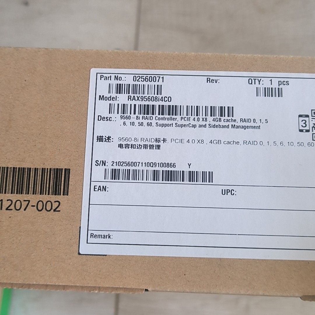 在保 9560-8i-PCIe RAID标卡-4GB