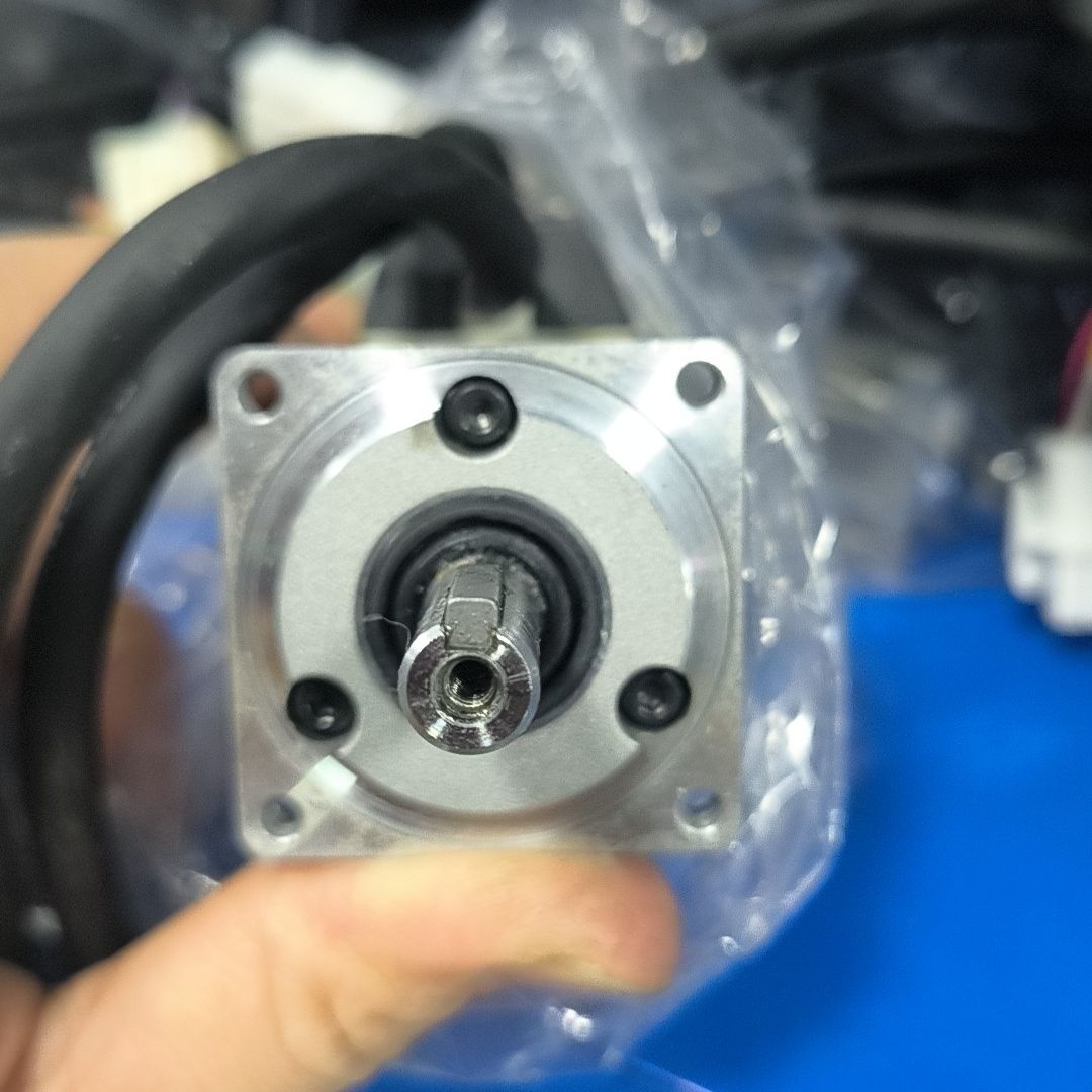 A5 100W电机 MSMD012G1V带刹车电机 成色