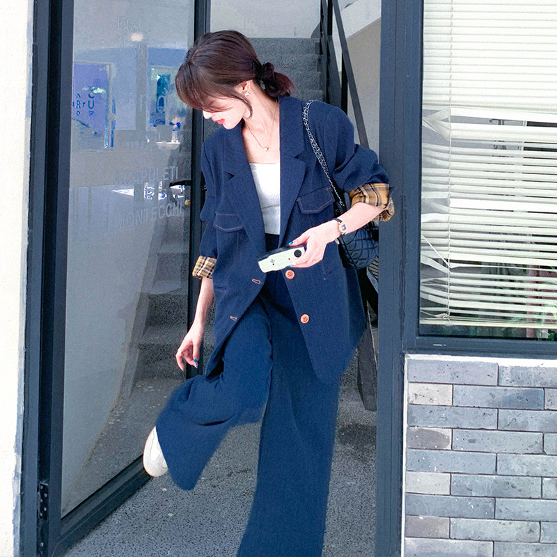 可盐可甜藏青色西装套装女春秋2025新款好看独特时髦阔腿裤两件套图片