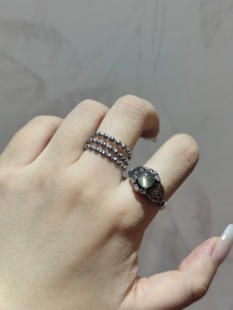 2025新品小众中古款马岛月光石灰月光指环开口可调节戒指饰品