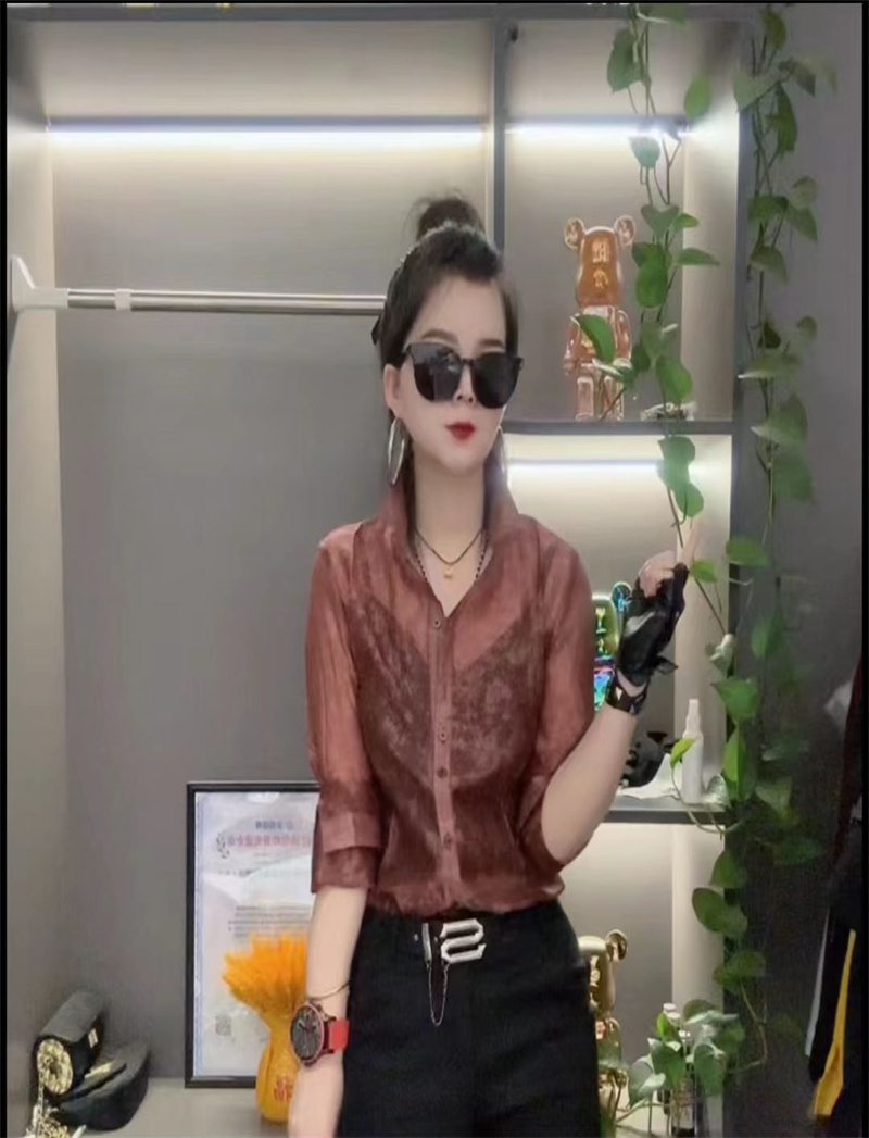 性感透视方领长袖单排扣彩色碎花衬衫女装时髦防嗮夏季经典衬衣潮