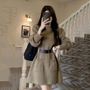 百搭新款秋冬配大衣毛衣裙小个子收腰内搭打底针织连衣裙女装上衣