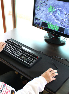 加厚耐脏770*300*5mm游戏鼠标垫CF布面天然橡胶环保锁边包边包邮