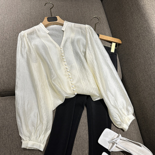 褶皱提花单排扣衬衫 V领灯笼长袖 上衣女 优雅气质 VANLU复古宫廷风