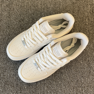 板鞋小白鞋女鞋2026新款春夏季爆款百搭休闲鞋男鞋空军一号运动鞋