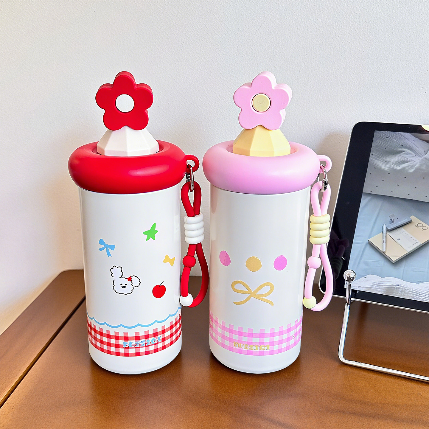 花朵保温杯女生高颜值吸管水杯2025新款可爱少女心咖啡杯上学专用,餐饮具,保冷/保温杯,淘宝优惠券,粉丝福利购,淘宝优惠卷