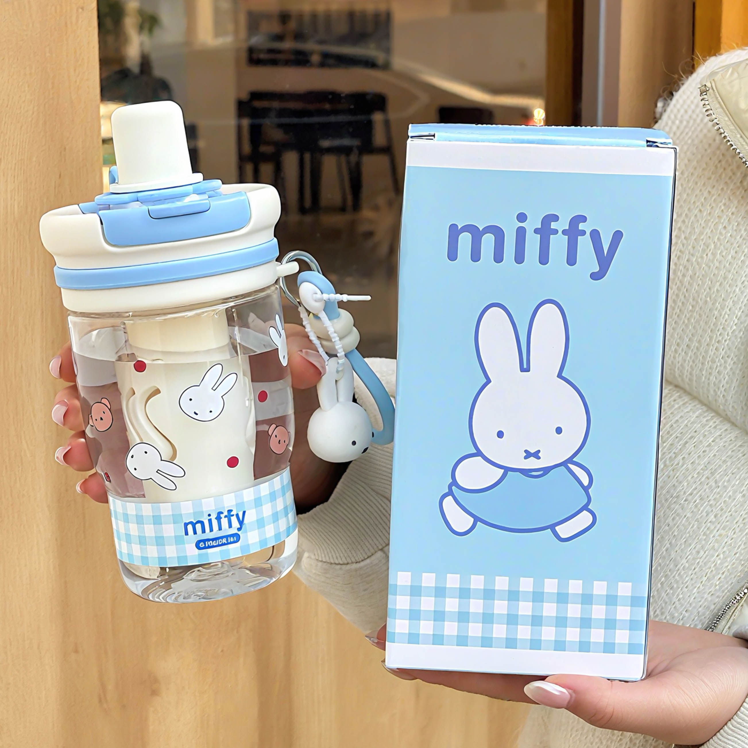 米菲兔咖啡杯2026新款女生水杯夏季高颜值可爱学生吸管杯随行便携,餐饮具,吸管杯,淘宝优惠券,粉丝福利购,淘宝优惠卷