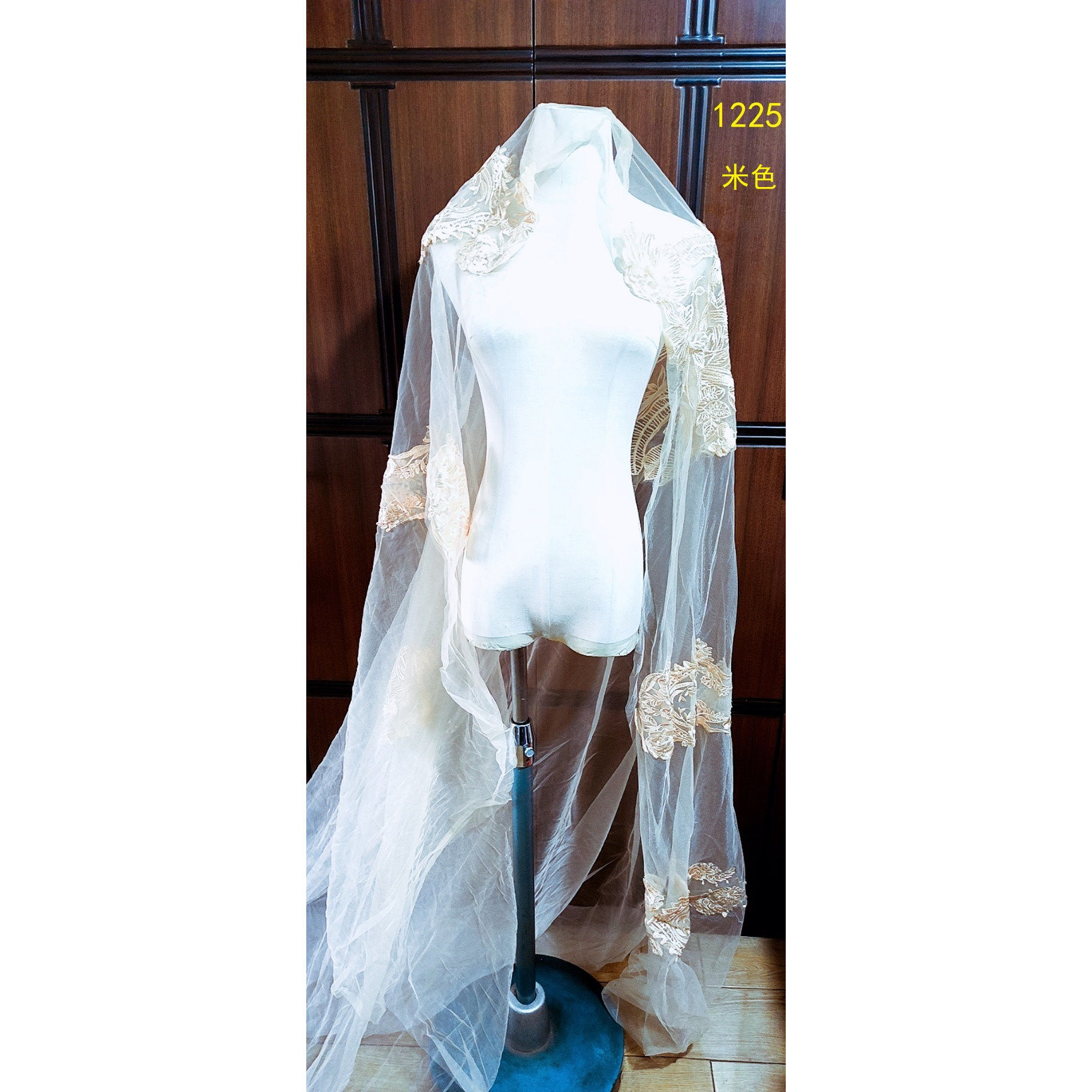 二手婚纱礼服影楼换季抹胸吊带单肩齐地拖尾婚纱头纱披肩配饰6924