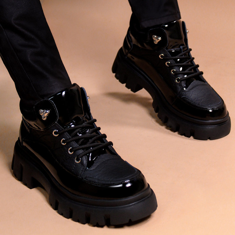 新款男士休闲皮鞋青年英伦商务厚底男鞋时尚百搭支持密文下单