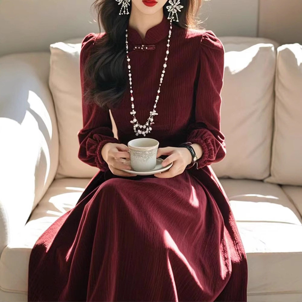 重要场合御姐别致绝美漂亮独特秋冬新中式红色立领盘扣长袖连衣裙