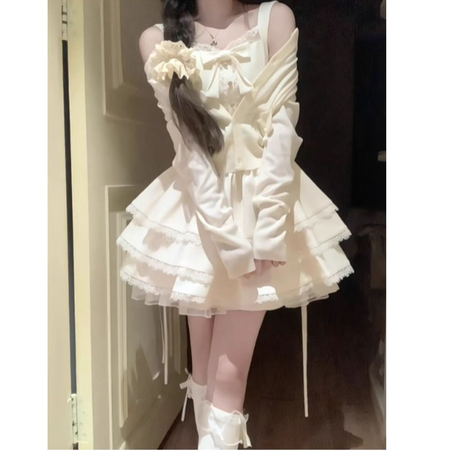 法式春秋季甜美独特开衫外套蓬蓬蛋糕连衣裙两件套小个子甜妹穿搭