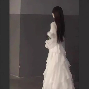 温柔风白月光连衣裙仙女超仙高级感法式气质初秋清纯杏色长袖裙子