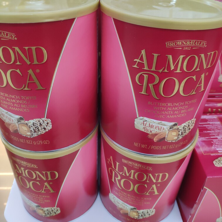 (19香港进口顺丰)乐家杏仁糖822g美国坚果零食果夹代式货版购ROCA