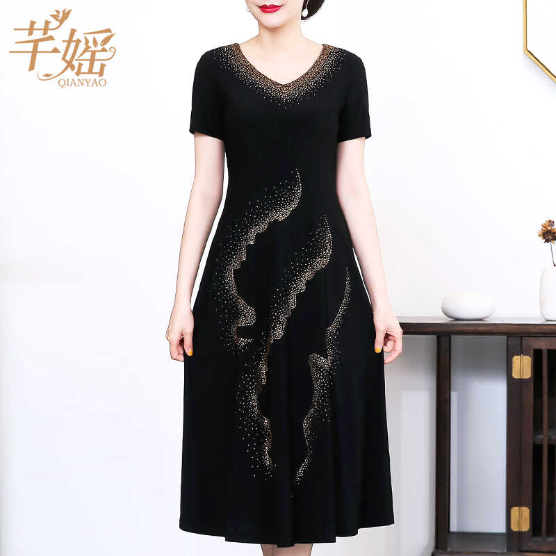 高贵气质大码妈妈装夏季连衣裙修身显瘦洋气优雅阔太太裙子