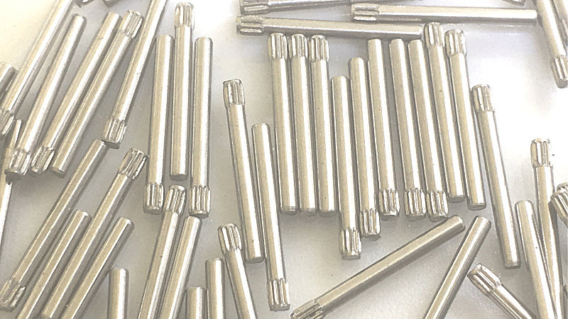 0实心全钢花牙枝 钢表带连接轴 销子 表轴 一元5个