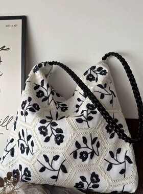 菜市场的猫原创牛仔刺绣简约小众设计托特包春夏百搭小众手工布包