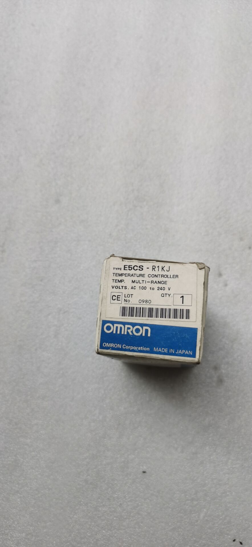 议价OMRON欧姆龙原装 温度控制器 E5CS-R1KJ  1P